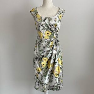 Maggy London Sleeveless Floral Dress
